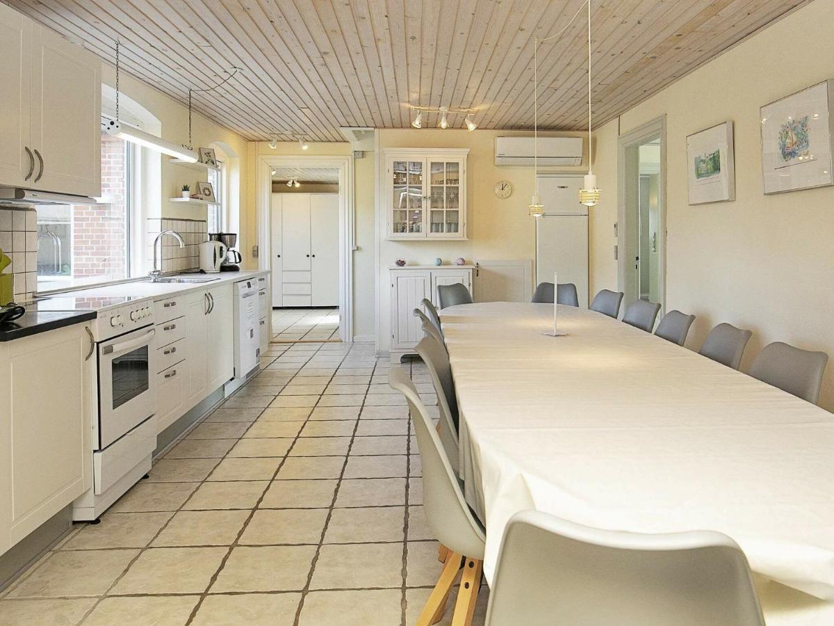 14 Person Holiday Home In R Sk Bing Ærøskøbing Стая снимка
